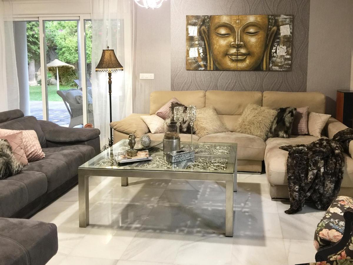 Villa De Lujo Con Jardines Y Piscina Ель-Пуерто-де-Санта-Марія Екстер'єр фото